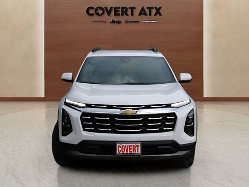 Used 2025 Chevrolet Equinox LT w/ Convenience Package II FWD image 8
