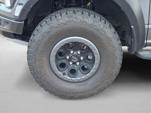 Used 2025 Ford F150 Raptor AWD/4WD image 9