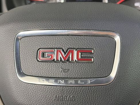 Used 2018 GMC Terrain Denali w/ Comfort Package image 24