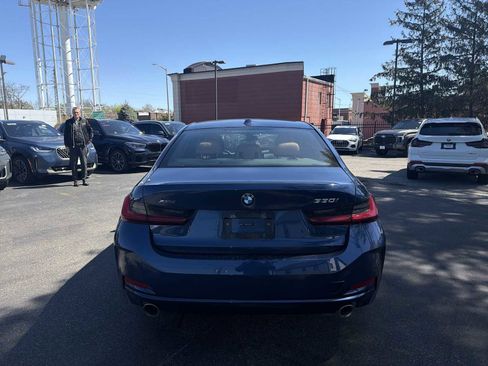 Certified 2023 BMW 330i xDrive Sedan w/ Convenience Package AWD/4WD image 2