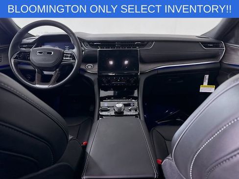 New 2025 Jeep Grand Cherokee L Overland w/ Trailer Tow Package image 23