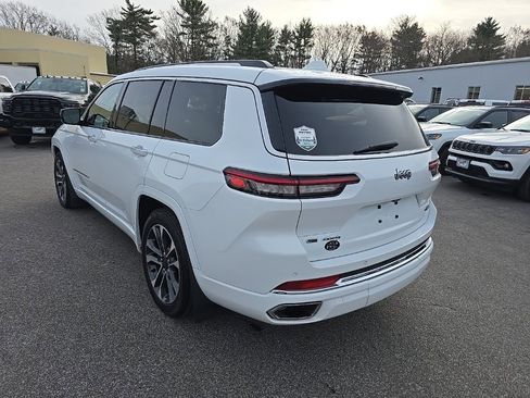 Certified 2022 Jeep Grand Cherokee L Overland image 5