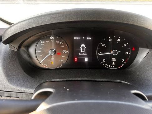 Used 2025 RAM ProMaster 2500 w/ Convenience Group FWD image 12
