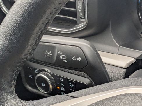 Used 2023 Ford Explorer XLT w/ Equipment Group 202A image 14