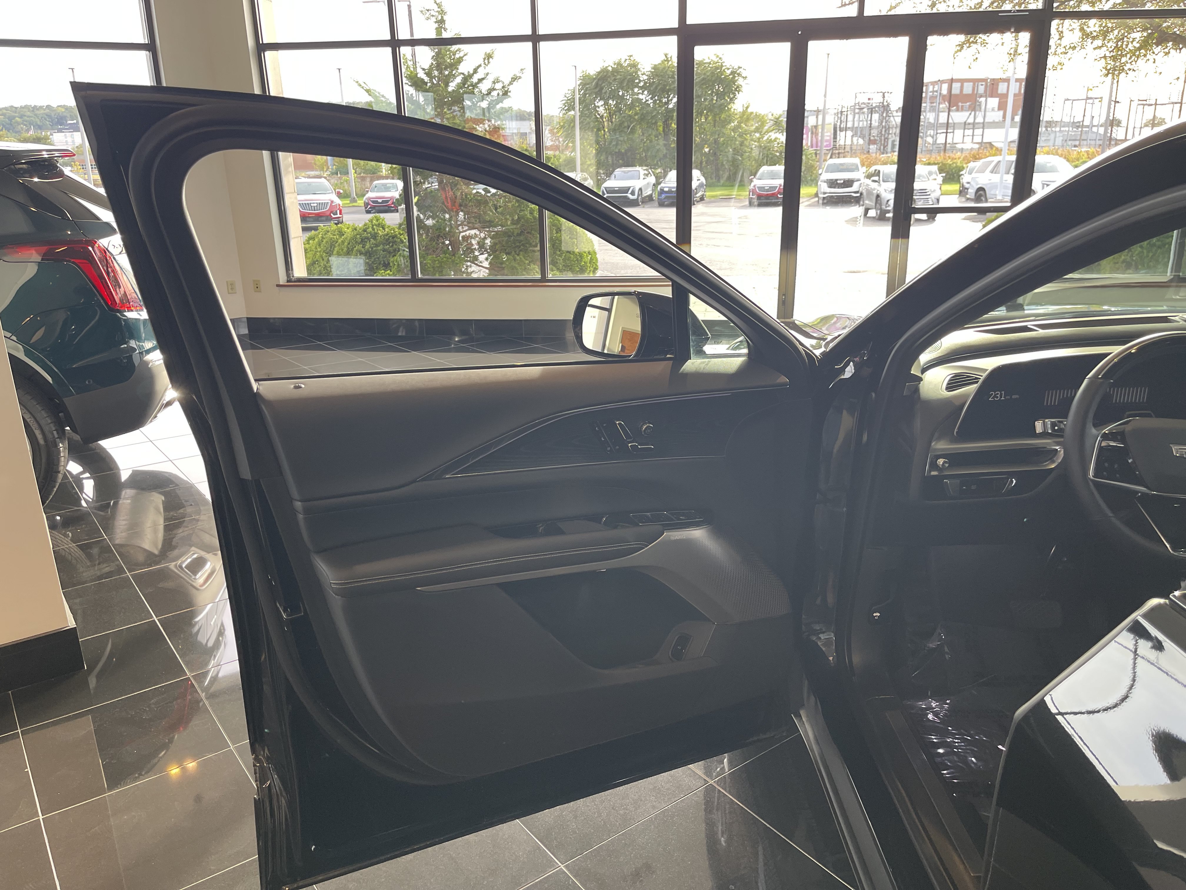 Certified 2024 Cadillac Lyriq Sport AWD/4WD image 10