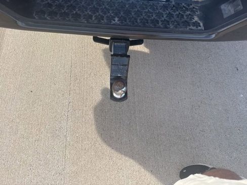 Used 2024 Chevrolet Colorado LT w/ LT Convenience Package II image 13