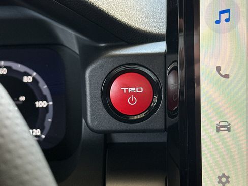 New 2026 Toyota 4Runner TRD Off-Road Premium AWD/4WD image 24