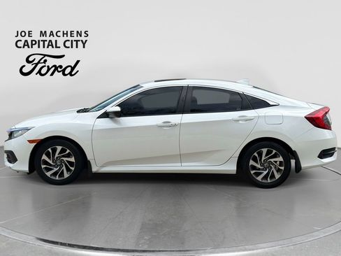 Used 2017 Honda Civic EX image 8