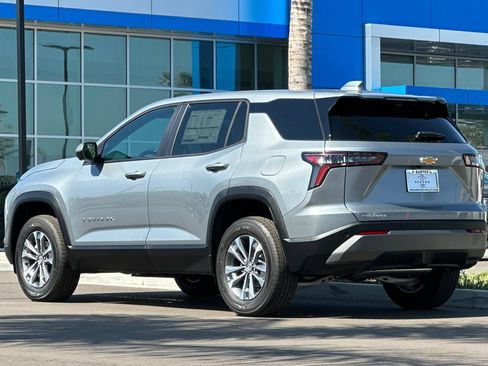 New 2026 Chevrolet Equinox LT w/ Safety and Technology Package FWD image 6