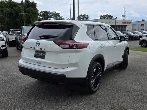 Used 2026 Nissan Rogue Dark Armor FWD image 6