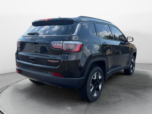 Used 2018 Jeep Compass Trailhawk w/ Cold Weather Group AWD/4WD image 3