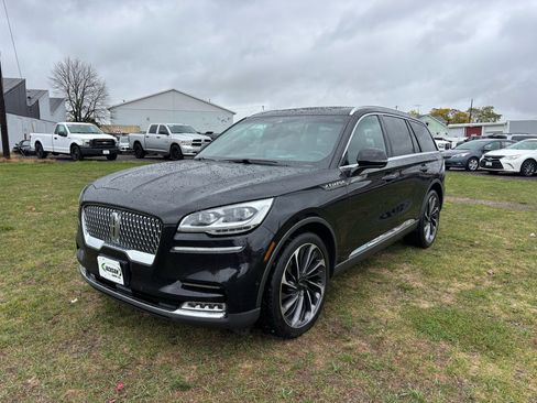 Used 2020 Lincoln Aviator Reserve w/ Equipment Group 202A image 3
