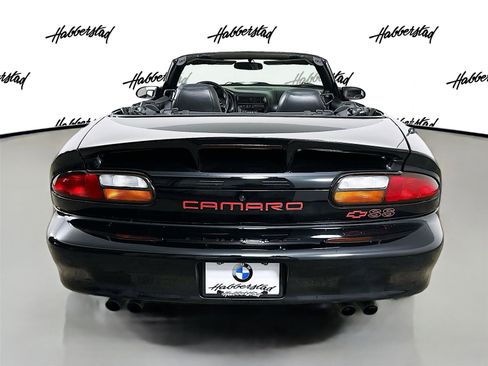 Used 2002 Chevrolet Camaro Z28 w/ SS Performance/Appearance Pkg image 6