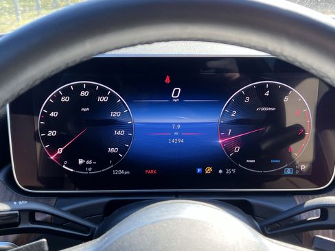 Used 2024 Mercedes-Benz C 300 C 300 image 21