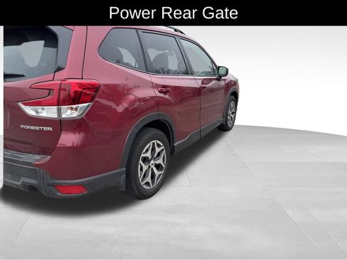 Certified 2023 Subaru Forester Premium image 5