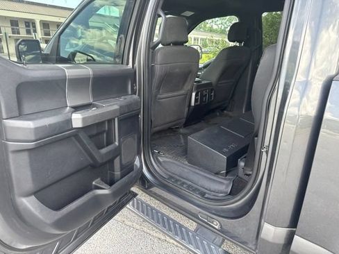 Used 2016 Ford F150 XLT w/ Equipment Group 302A Luxury AWD/4WD image 10