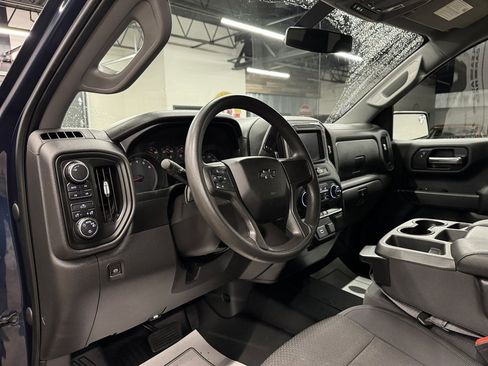 Used 2020 Chevrolet Silverado 1500 Custom Trail Boss w/ Custom Convenience Package image 23