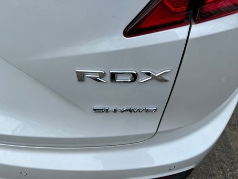 New 2026 Acura RDX SH-AWD image 9