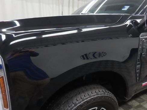 Used 2025 Ford F250 Platinum image 54