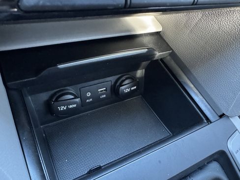 Used 2018 Hyundai Elantra Limited image 29