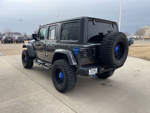 Used 2018 Jeep Wrangler Unlimited Sport S image 7