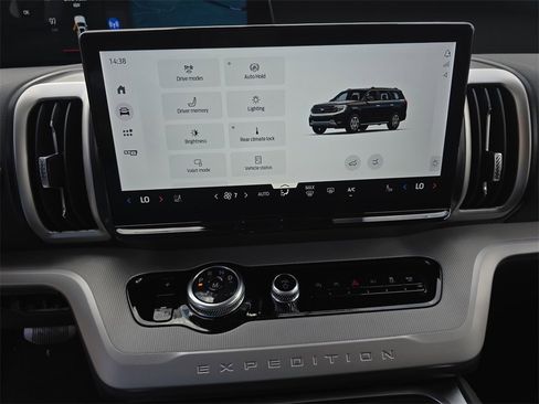 New 2025 Ford Expedition Max Active image 54