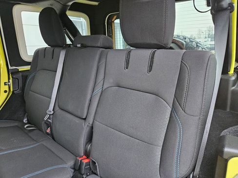 Used 2023 Jeep Wrangler Unlimited Rubicon 4xe w/ Steel Bumper Group image 17