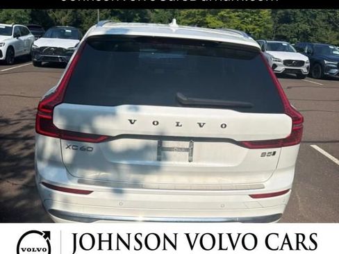 Used 2023 Volvo XC60 B5 Plus w/ Climate Package AWD/4WD image 5