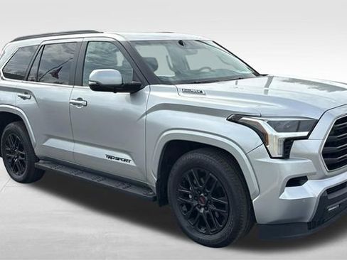 Used 2025 Toyota Sequoia SR5 w/ SR5 Premium Package image 31