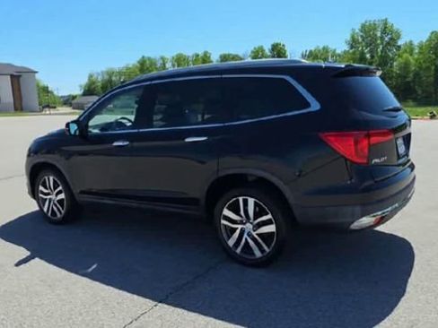 Used 2016 Honda Pilot Touring image 5