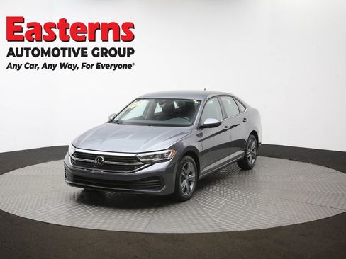 Used 2024 Volkswagen Jetta SE image 71
