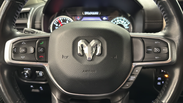 Used 2022 RAM 1500 Laramie w/ Trailer Tow Group AWD/4WD image 14