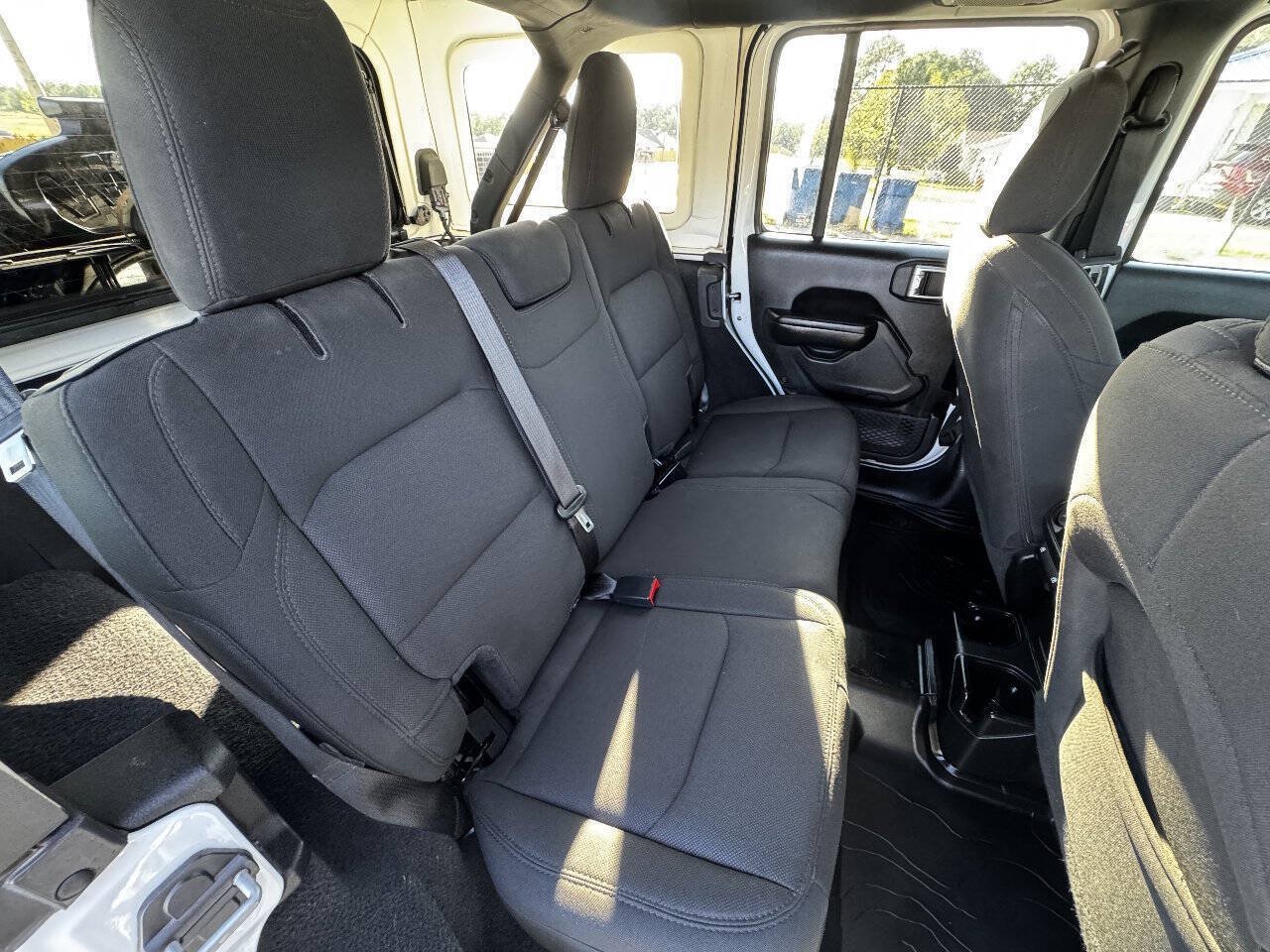 Used 2021 Jeep Wrangler Unlimited Sport AWD/4WD image 12