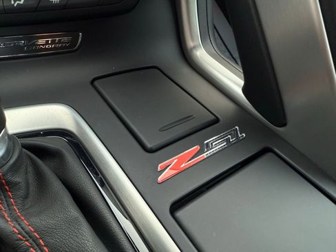 Used 2017 Chevrolet Corvette Stingray Coupe image 45