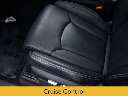 Used 2024 Audi Q8 Prestige w/ Prestige Package image 14