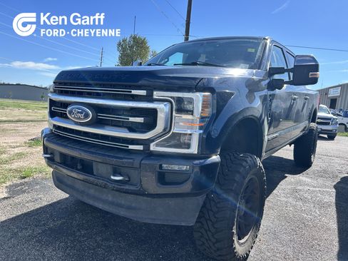 Used 2022 Ford F350 Platinum AWD/4WD image 1