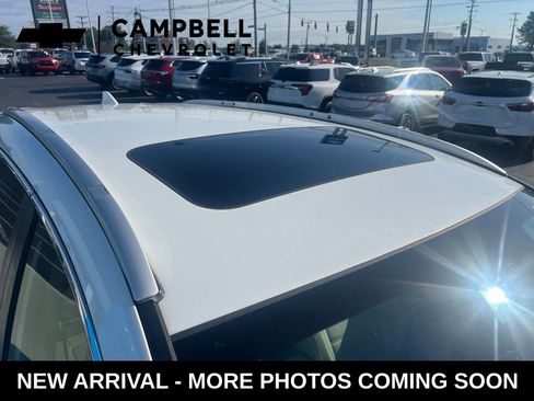 Used 2021 Honda CR-V Touring image 9