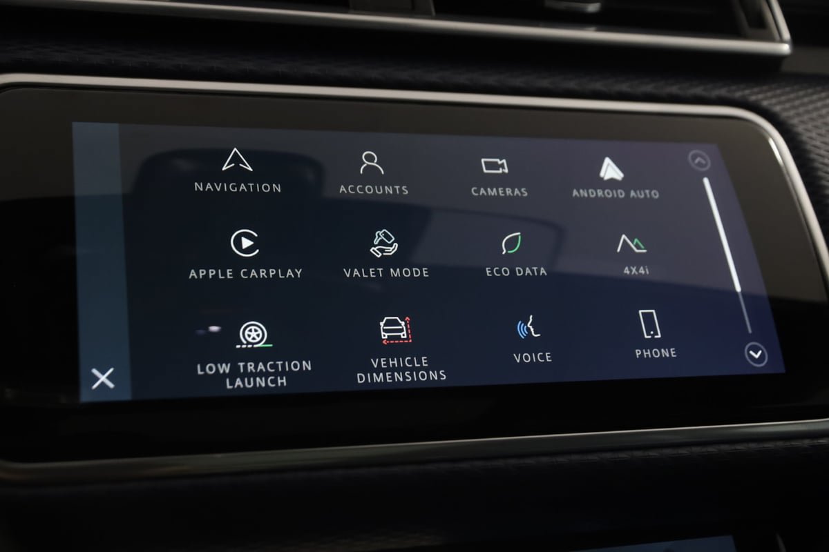 Used 2021 Land Rover Range Rover Velar S AWD/4WD image 9