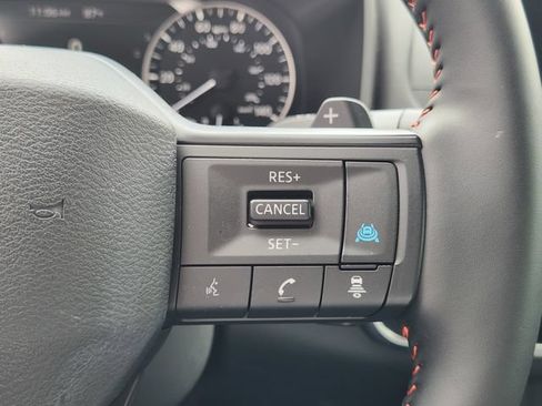 Used 2025 Nissan Rogue SV AWD/4WD image 25