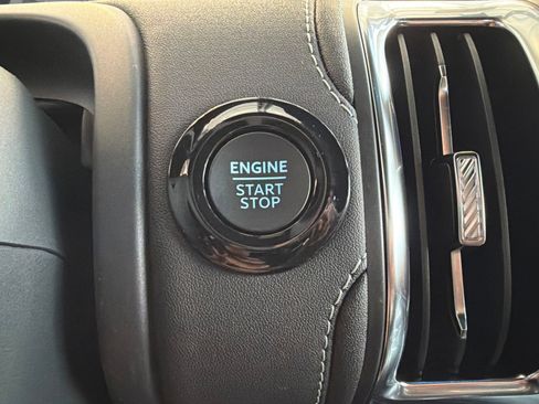New 2027 Ford Expedition Platinum w/ Stealth Appearance Package AWD/4WD image 29