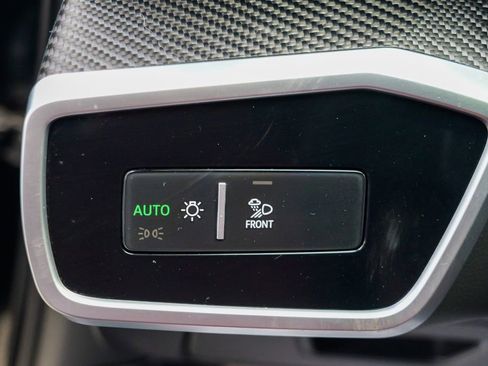 Used 2021 Audi S6 Prestige w/ Prestige Package image 52