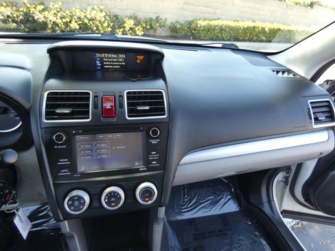 Used 2016 Subaru Forester 2.5i w/ Alloy Wheel Package image 56