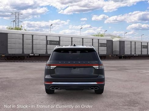 New 2026 Lincoln Aviator AWD image 5