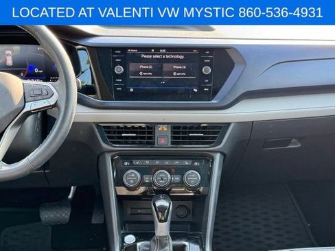 Certified 2024 Volkswagen Taos SE AWD/4WD image 14
