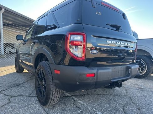 Used 2025 Ford Bronco Sport Badlands image 4