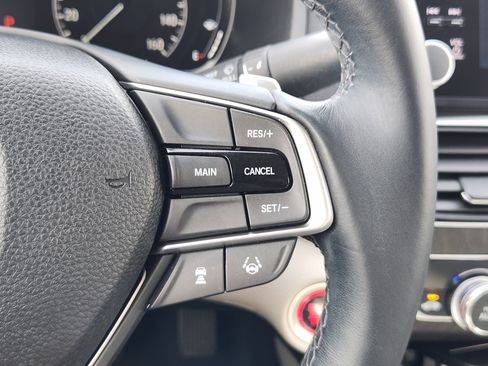 Used 2018 Honda Accord EX-L image 31