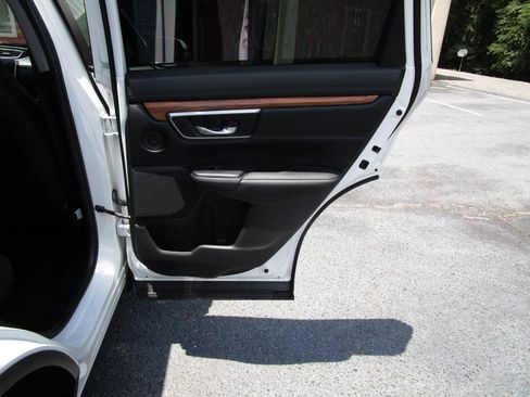 Used 2022 Honda CR-V Touring image 28
