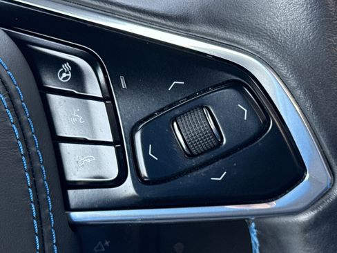 Used 2021 Chevrolet Corvette Stingray Premium Conv w/ Z51 Performance Package image 20