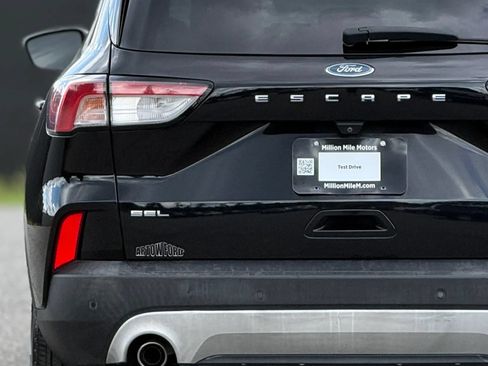 Used 2020 Ford Escape SEL FWD image 13