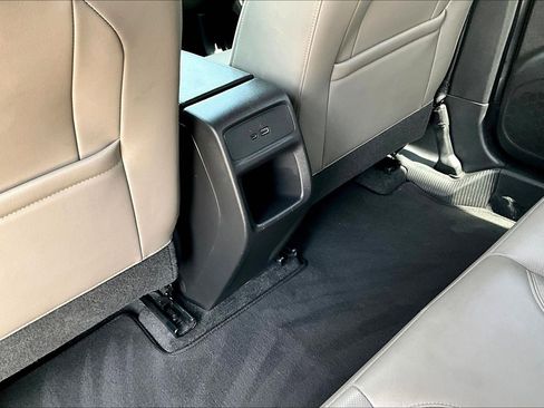 Used 2024 Buick Envista Avenir image 10